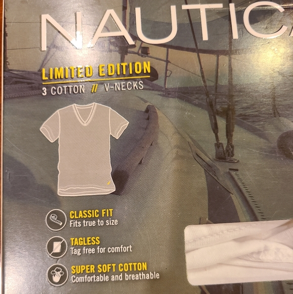 Nautica White Cotton V-Neck Size Medium 3pcs in box - Picture 4 of 6